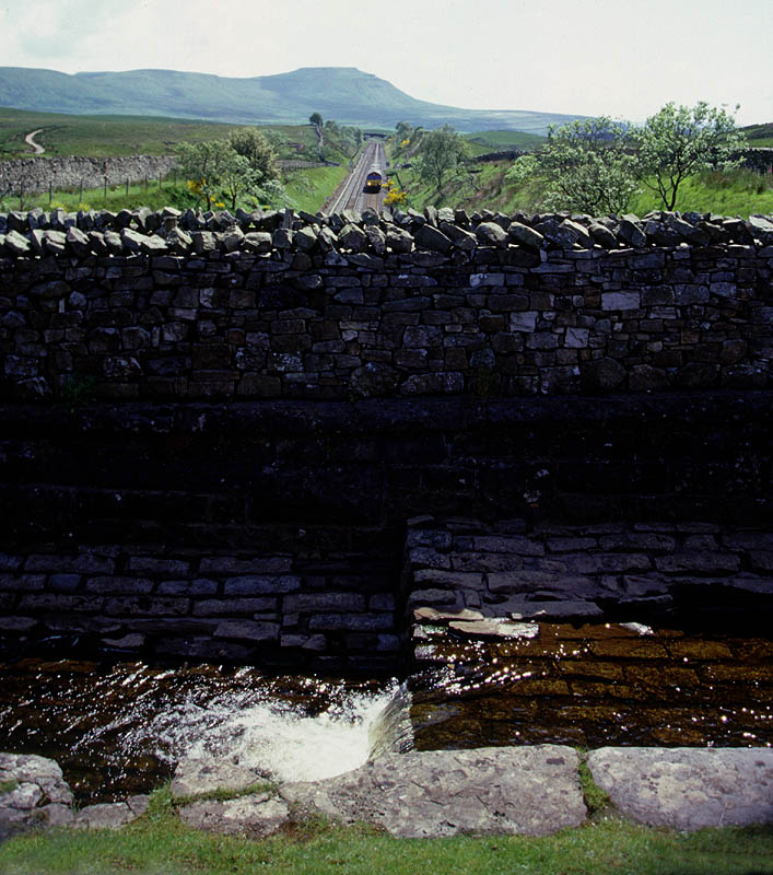 66036 at Blea Moor Tunnel south