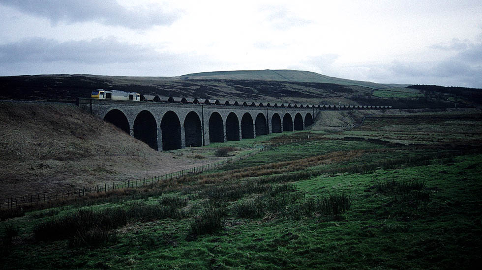 60013 [Robert Boyle] crossing Dandry Mire Viaduct