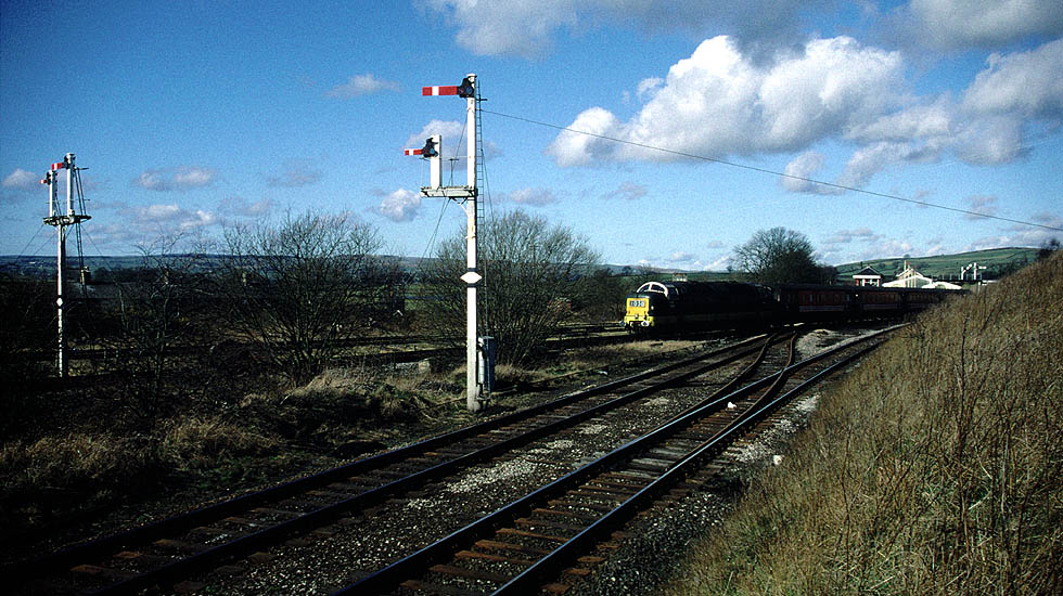 D9000 [Royal Scots Grey] at Hellifield